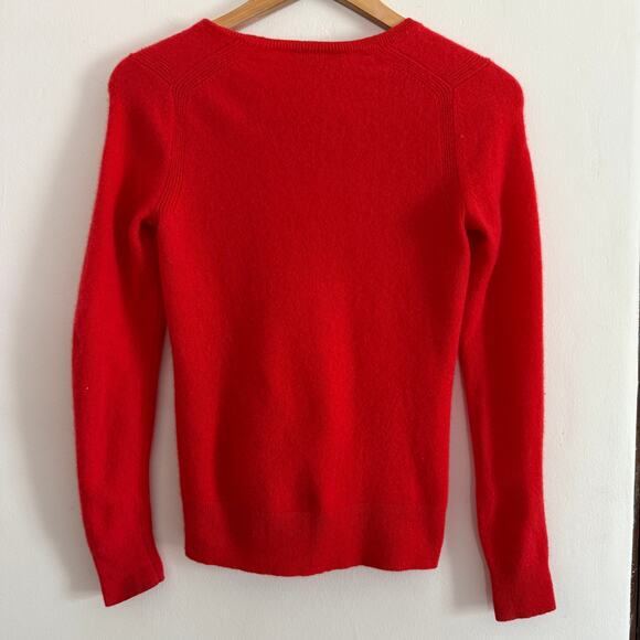 SAKS FIFTH AVENUE | Red Cashmere V Neck Sweater Slim Fit Size Small - Picture 2 of 3